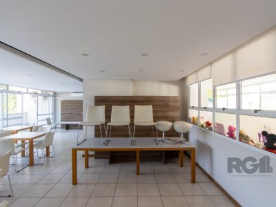 Apartamento à venda com 65m², 2 quartos, 1 suíte, 2 vagas no bairro Tristeza em Porto Alegre - Foto 32