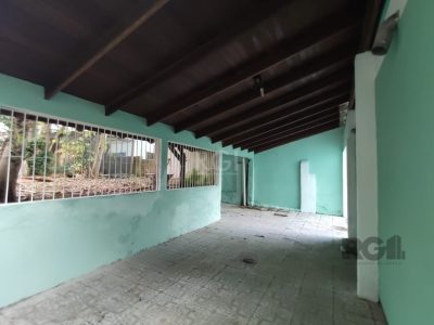 Casa à venda com 284m², 4 quartos, 1 suíte, 4 vagas no bairro Tristeza em Porto Alegre - Foto 36