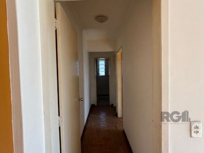 Apartamento à venda com 68m², 2 quartos no bairro Santo Antônio em Porto Alegre - Foto 5