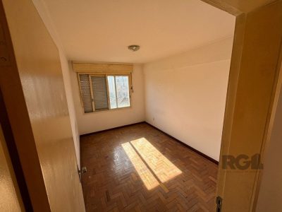 Apartamento à venda com 68m², 2 quartos no bairro Santo Antônio em Porto Alegre - Foto 6