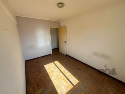 Apartamento à venda com 68m², 2 quartos no bairro Santo Antônio em Porto Alegre - Foto 7