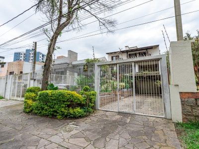 Casa à venda com 212m², 4 quartos, 1 suíte, 4 vagas no bairro Jardim do Salso em Porto Alegre - Foto 6