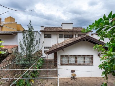 Casa à venda com 212m², 4 quartos, 1 suíte, 4 vagas no bairro Jardim do Salso em Porto Alegre - Foto 37