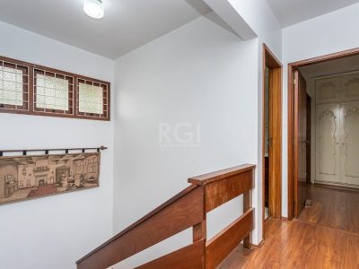 Casa à venda com 212m², 4 quartos, 1 suíte, 4 vagas no bairro Jardim do Salso em Porto Alegre - Foto 45