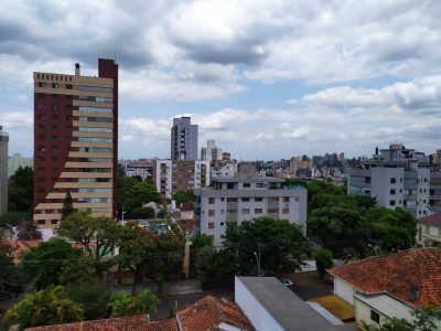 Apartamento à venda com 90m², 2 quartos, 2 suítes, 2 vagas no bairro Petrópolis em Porto Alegre - Foto 15