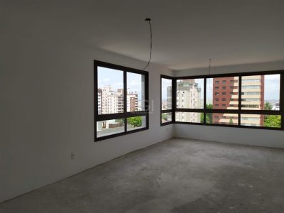 Apartamento à venda com 90m², 2 quartos, 2 suítes, 2 vagas no bairro Petrópolis em Porto Alegre - Foto 4