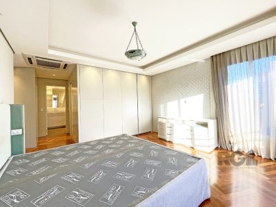 Apartamento à venda com 275m², 3 quartos, 3 suítes, 4 vagas no bairro Bela Vista em Porto Alegre - Foto 9