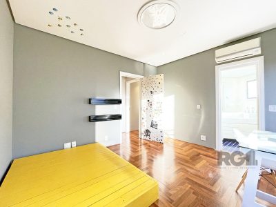 Apartamento à venda com 275m², 3 quartos, 3 suítes, 4 vagas no bairro Bela Vista em Porto Alegre - Foto 12