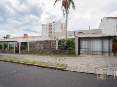 Casa à venda com 268m², 3 quartos, 1 suíte, 6 vagas no bairro Cristo Redentor em Porto Alegre - Foto 15