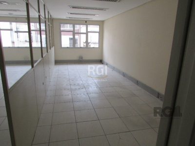 Predio à venda com 196m² no bairro Rio Branco em Porto Alegre - Foto 28