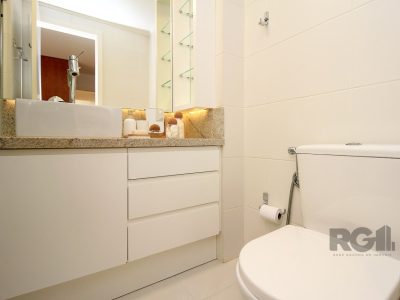 Apartamento à venda com 65m², 2 quartos, 1 suíte, 1 vaga no bairro Tristeza em Porto Alegre - Foto 14