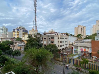 Apartamento à venda com 68m², 2 quartos, 1 suíte, 1 vaga no bairro Passo d'Areia em Porto Alegre - Foto 9