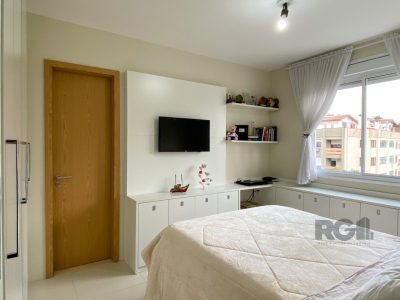 Apartamento à venda com 68m², 2 quartos, 1 suíte, 1 vaga no bairro Passo d'Areia em Porto Alegre - Foto 21