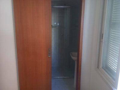 Apartamento à venda com 83m², 3 quartos, 1 suíte, 1 vaga no bairro Menino Deus em Porto Alegre - Foto 9