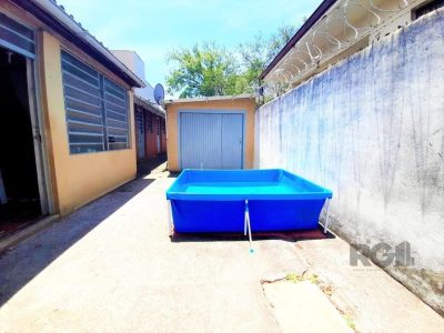 Casa à venda com 366m², 3 quartos, 2 vagas no bairro Medianeira em Porto Alegre - Foto 14