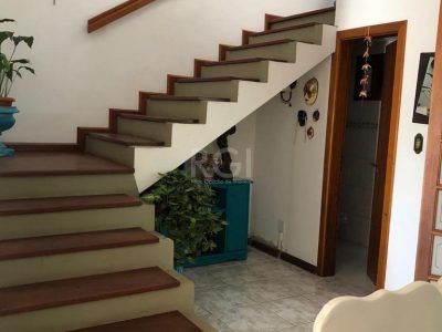 Casa à venda com 178m², 3 quartos, 2 suítes, 2 vagas no bairro Tristeza em Porto Alegre - Foto 14