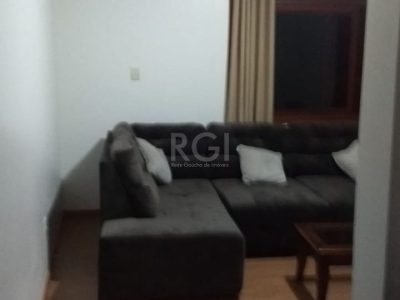 Casa à venda com 177m², 4 quartos, 1 suíte, 2 vagas no bairro Partenon em Porto Alegre - Foto 12