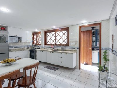 Casa à venda com 451m², 5 quartos, 1 suíte, 4 vagas no bairro Cristal em Porto Alegre - Foto 20