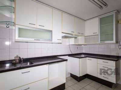 Apartamento à venda com 121m², 3 quartos, 1 suíte, 1 vaga no bairro Tristeza em Porto Alegre - Foto 5