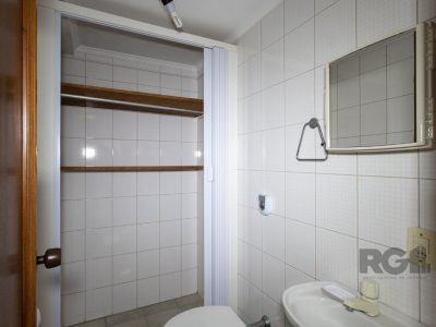 Apartamento à venda com 121m², 3 quartos, 1 suíte, 1 vaga no bairro Tristeza em Porto Alegre - Foto 8