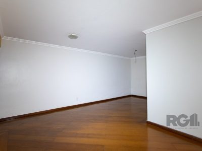 Apartamento à venda com 121m², 3 quartos, 1 suíte, 1 vaga no bairro Tristeza em Porto Alegre - Foto 18