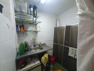 Conjunto/Sala à venda com 90m² no bairro Centro Histórico em Porto Alegre - Foto 18