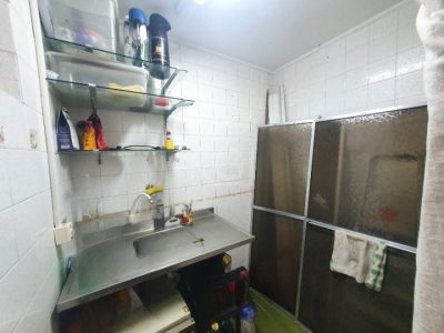 Conjunto/Sala à venda com 90m² no bairro Centro Histórico em Porto Alegre - Foto 17