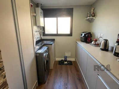 Apartamento à venda com 92m², 3 quartos, 1 suíte, 2 vagas no bairro Menino Deus em Porto Alegre - Foto 6