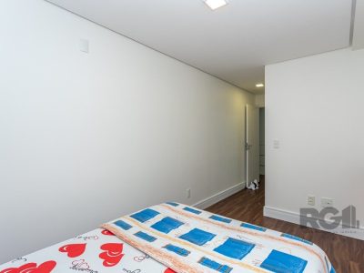 Apartamento à venda com 103m², 2 quartos, 2 suítes, 2 vagas no bairro Chácara das Pedras em Porto Alegre - Foto 26