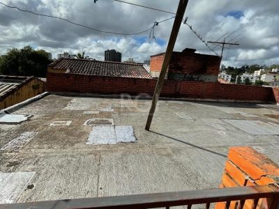 Casa à venda com 332m², 5 quartos, 2 suítes, 2 vagas no bairro Boa Vista em Porto Alegre - Foto 5