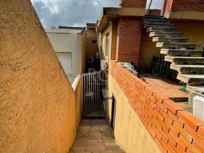 Casa à venda com 332m², 5 quartos, 2 suítes, 2 vagas no bairro Boa Vista em Porto Alegre - Foto 6