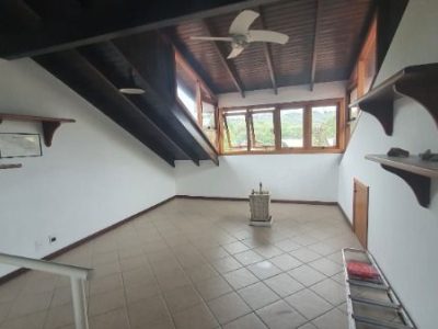 Casa à venda com 251m², 3 quartos, 1 suíte, 2 vagas no bairro Ipanema em Porto Alegre - Foto 19