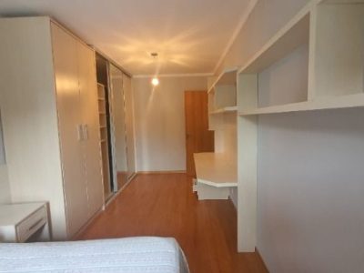 Casa à venda com 251m², 3 quartos, 1 suíte, 2 vagas no bairro Ipanema em Porto Alegre - Foto 7