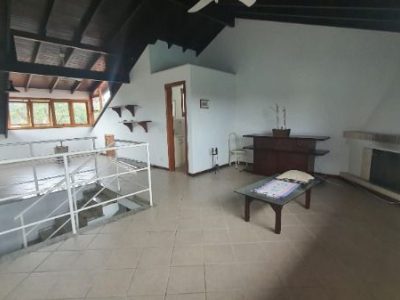 Casa à venda com 251m², 3 quartos, 1 suíte, 2 vagas no bairro Ipanema em Porto Alegre - Foto 20