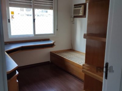 Apartamento à venda com 121m², 3 quartos, 1 suíte, 1 vaga no bairro Menino Deus em Porto Alegre - Foto 14