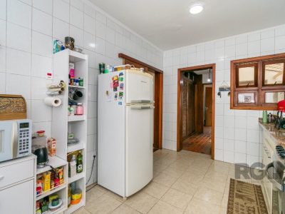 Casa à venda com 388m², 6 quartos, 1 suíte, 3 vagas no bairro Jardim Itu em Porto Alegre - Foto 27