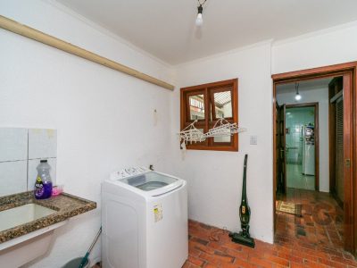 Casa à venda com 388m², 6 quartos, 1 suíte, 3 vagas no bairro Jardim Itu em Porto Alegre - Foto 30