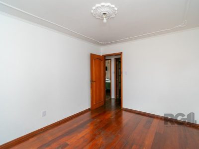 Casa à venda com 388m², 6 quartos, 1 suíte, 3 vagas no bairro Jardim Itu em Porto Alegre - Foto 61