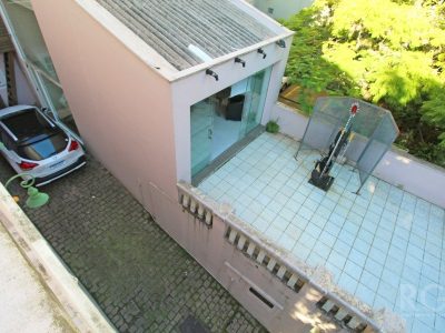 Casa à venda com 437m², 4 quartos, 1 suíte, 3 vagas no bairro Moinhos de Vento em Porto Alegre - Foto 27