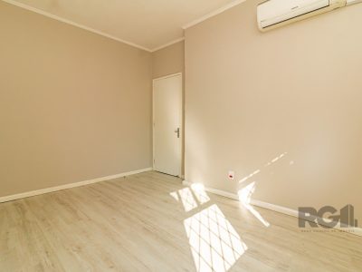 Apartamento à venda com 54m², 2 quartos no bairro Cristo Redentor em Porto Alegre - Foto 11