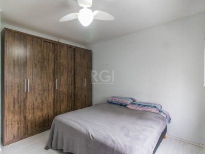 Apartamento à venda com 129m², 3 quartos, 1 suíte, 1 vaga no bairro Jardim Lindóia em Porto Alegre - Foto 3