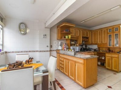 Apartamento à venda com 129m², 3 quartos, 1 suíte, 1 vaga no bairro Jardim Lindóia em Porto Alegre - Foto 19