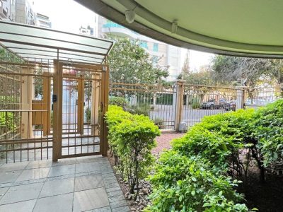 Cobertura à venda com 327m², 3 quartos, 3 suítes, 5 vagas no bairro Petrópolis em Porto Alegre - Foto 3