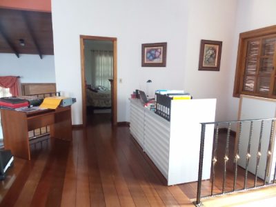 Casa à venda com 287m², 4 quartos, 1 suíte, 4 vagas no bairro Tristeza em Porto Alegre - Foto 35