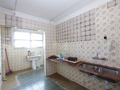 Apartamento à venda com 127m², 3 quartos, 1 suíte, 1 vaga no bairro Moinhos de Vento em Porto Alegre - Foto 9