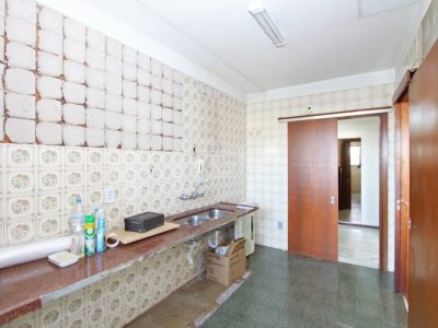 Apartamento à venda com 127m², 3 quartos, 1 suíte, 1 vaga no bairro Moinhos de Vento em Porto Alegre - Foto 10