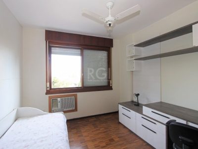 Apartamento à venda com 127m², 3 quartos, 1 suíte, 1 vaga no bairro Moinhos de Vento em Porto Alegre - Foto 13