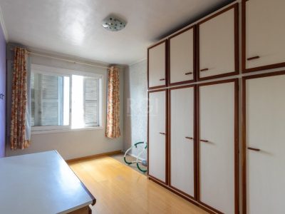 Apartamento à venda com 108m², 3 quartos, 1 suíte, 1 vaga no bairro Menino Deus em Porto Alegre - Foto 19