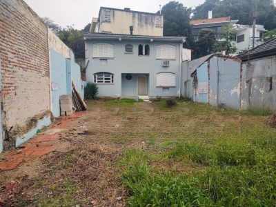 Casa à venda com 300m², 2 quartos, 4 vagas no bairro Menino Deus em Porto Alegre - Foto 3