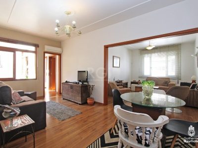 Apartamento à venda com 124m², 3 quartos, 1 vaga no bairro Santana em Porto Alegre - Foto 4